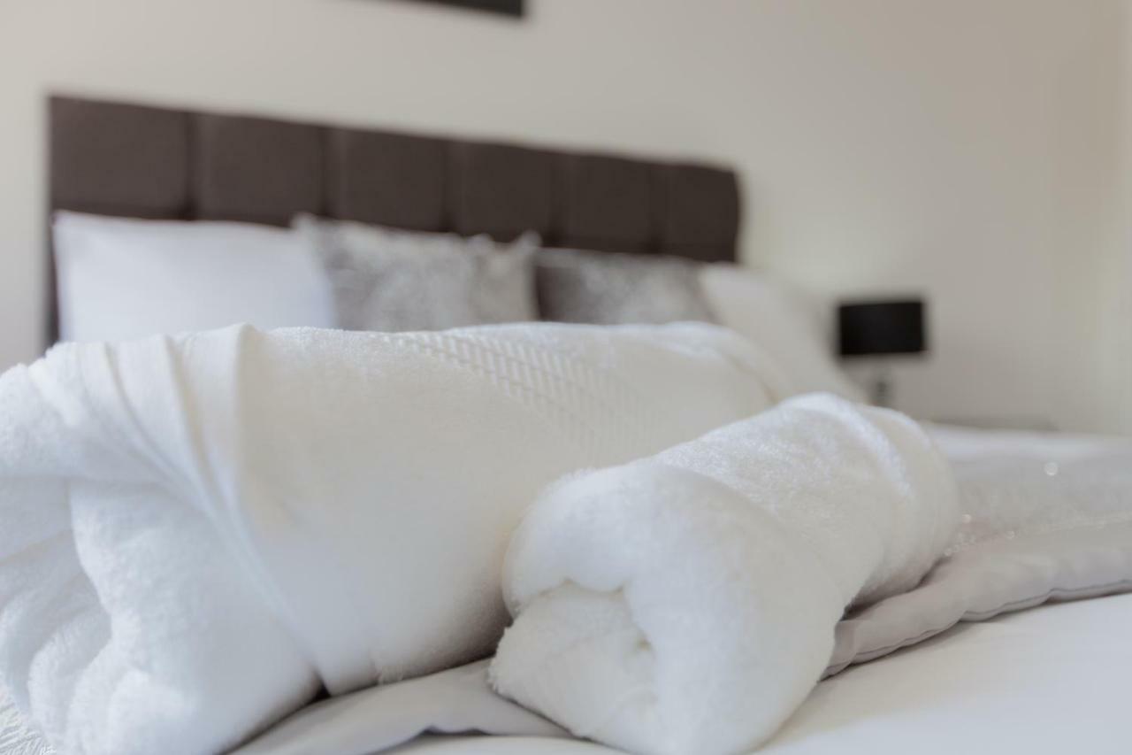 Leys Park Executive Apartments Данфермлин Экстерьер фото